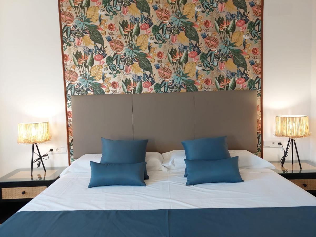 Hostal Garden Rous Paiporta Екстериор снимка