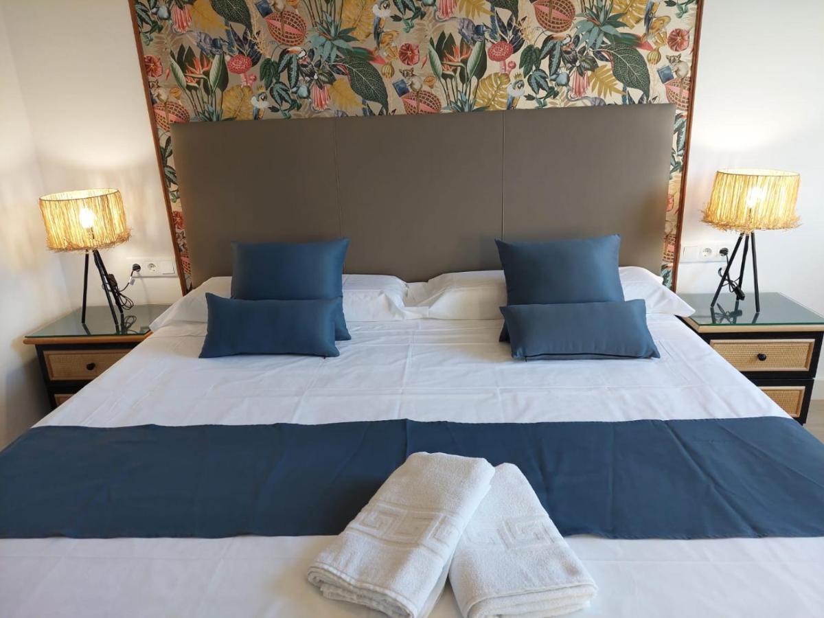 Hostal Garden Rous Paiporta Екстериор снимка
