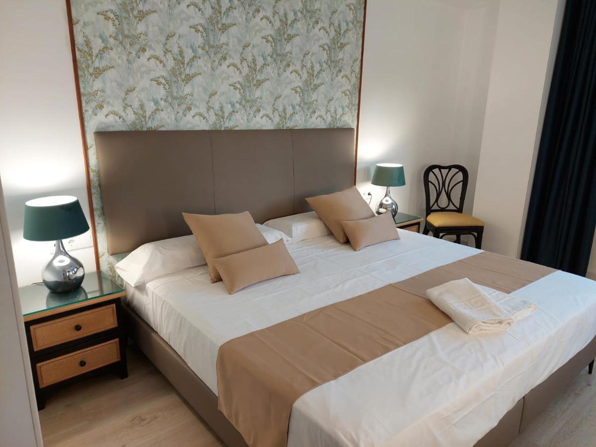 Hostal Garden Rous Paiporta Екстериор снимка