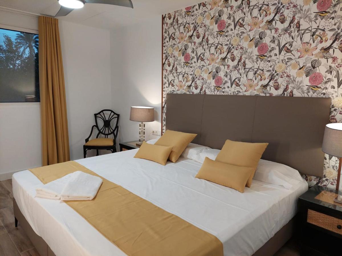 Hostal Garden Rous Paiporta Екстериор снимка