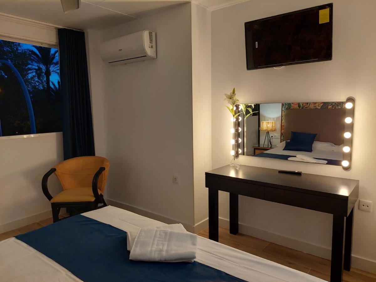 Hostal Garden Rous Paiporta Екстериор снимка
