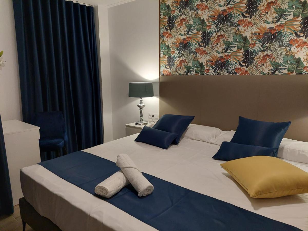Hostal Garden Rous Paiporta Екстериор снимка