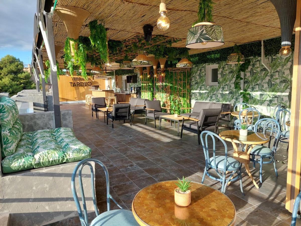 Hostal Garden Rous Paiporta Екстериор снимка